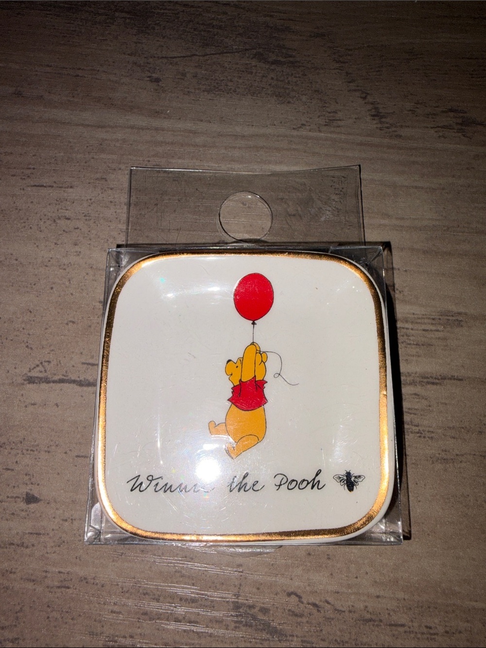 🆕💜 Disney Winnie the Pooh Red Balloon Ceramic Trinket Jewelry Dish NWT